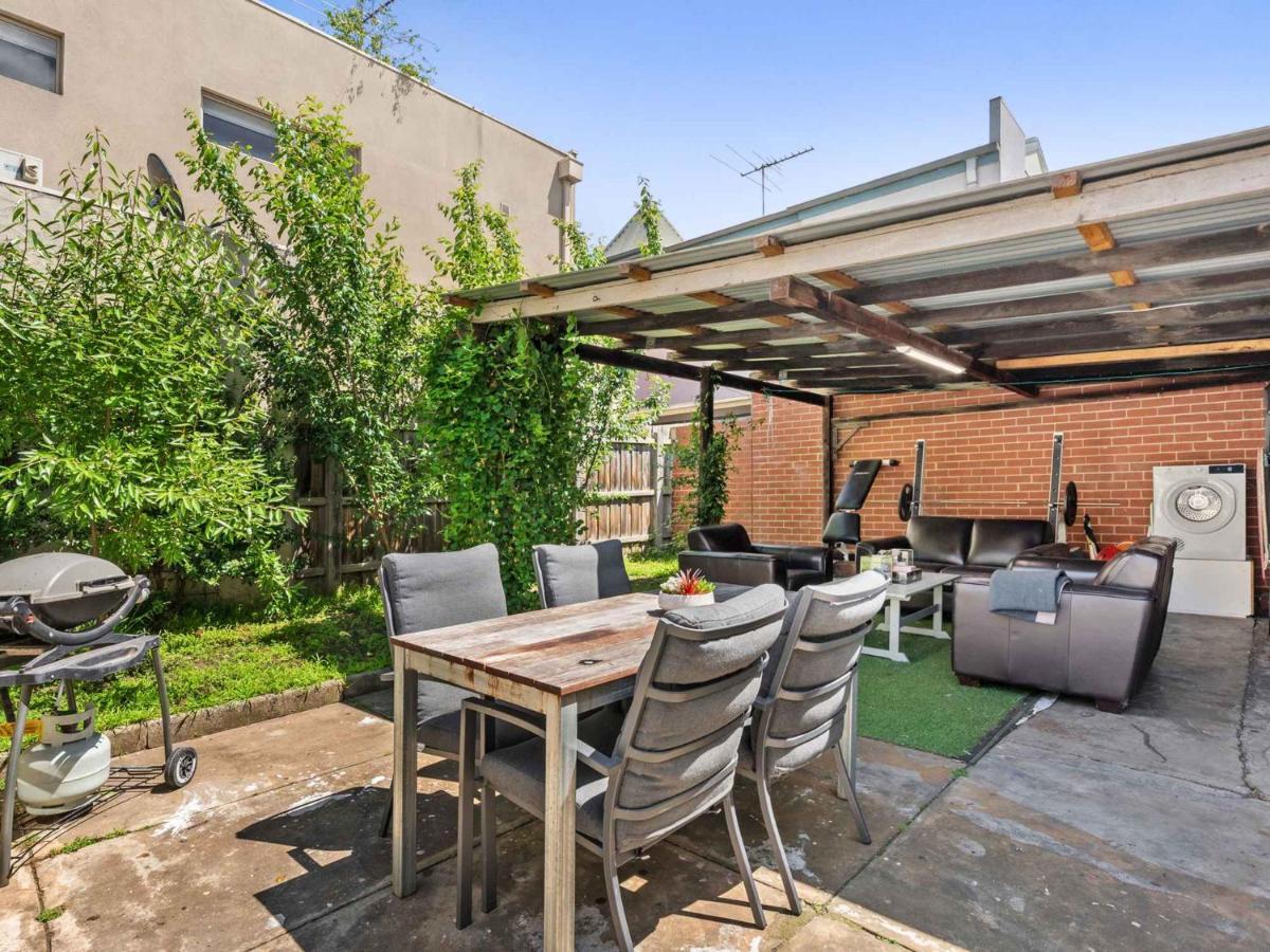 Walk To The Mcg & Aami Park - Free Late Checkout - Great Location & Backyard Βίλα Μελβούρνη Εξωτερικό φωτογραφία