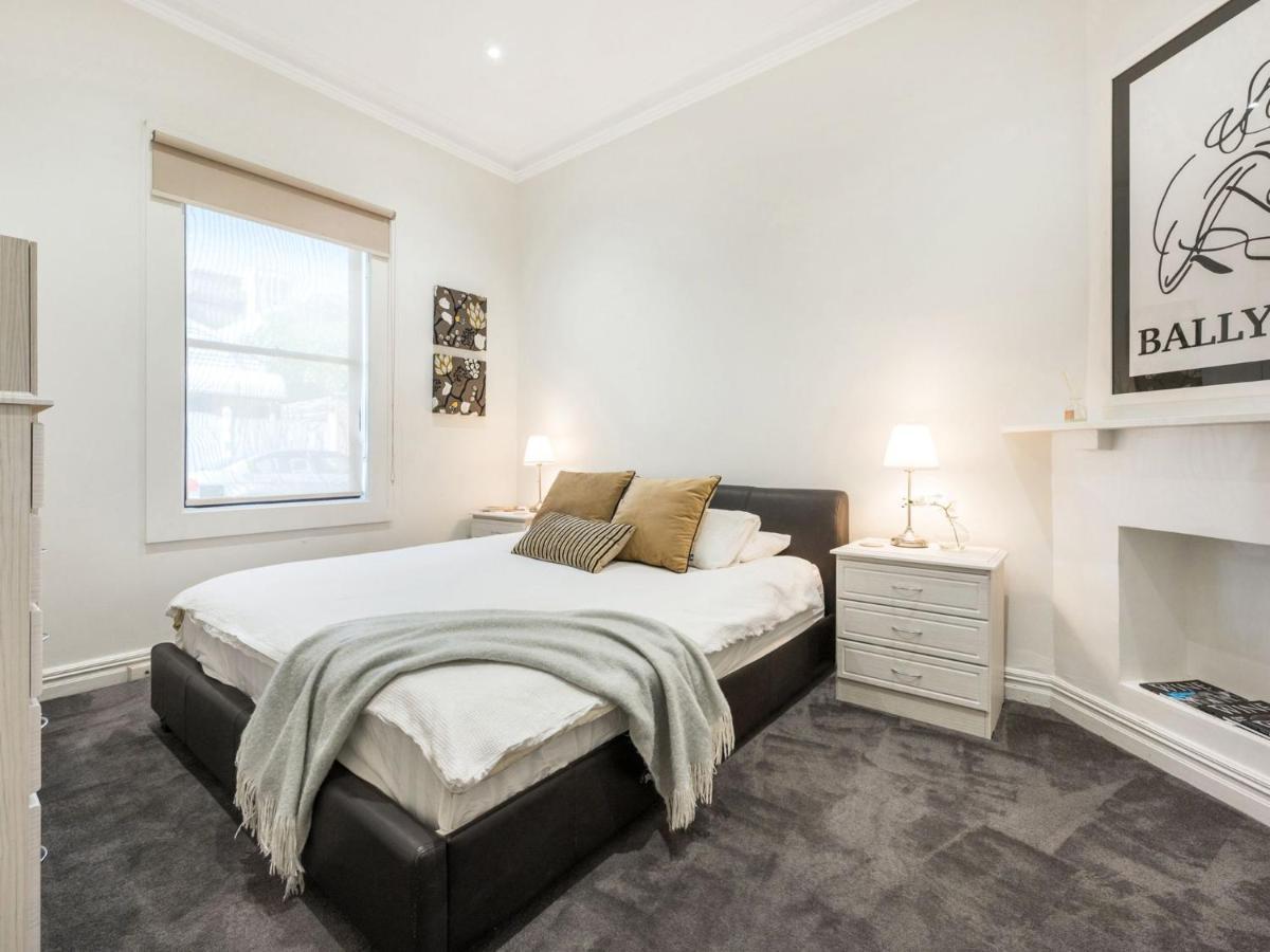 Walk To The Mcg & Aami Park - Free Late Checkout - Great Location & Backyard Βίλα Μελβούρνη Εξωτερικό φωτογραφία